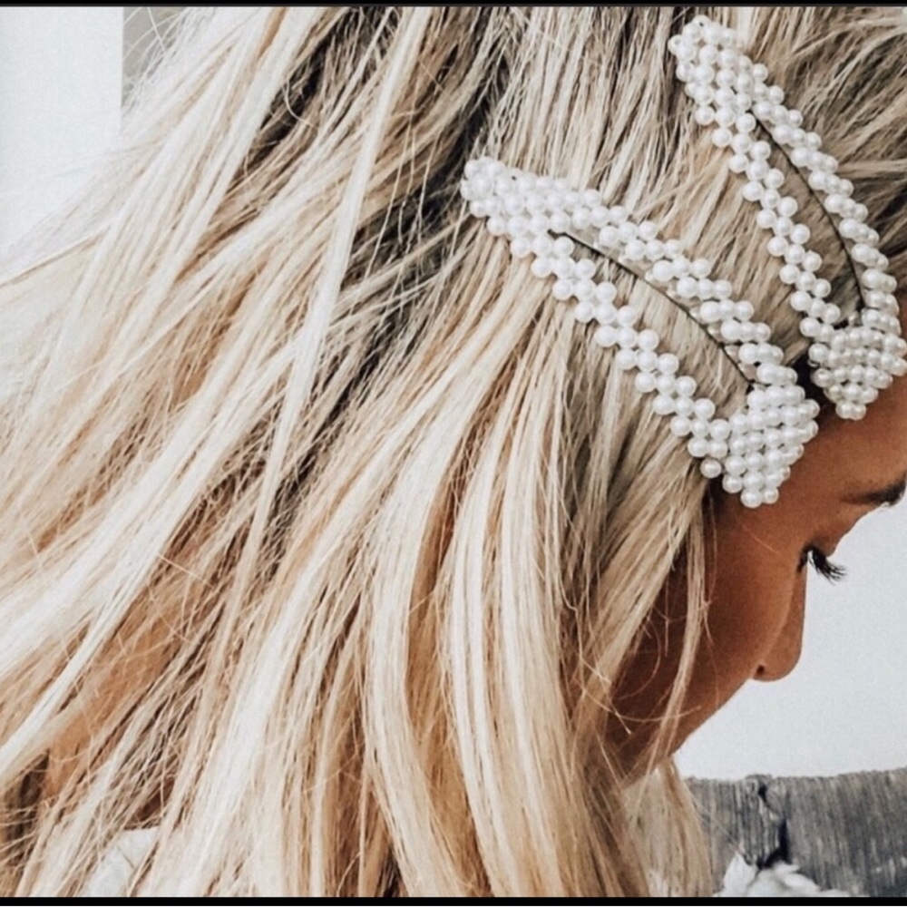 ❤️ NWT Hair Pins/ clips pearls